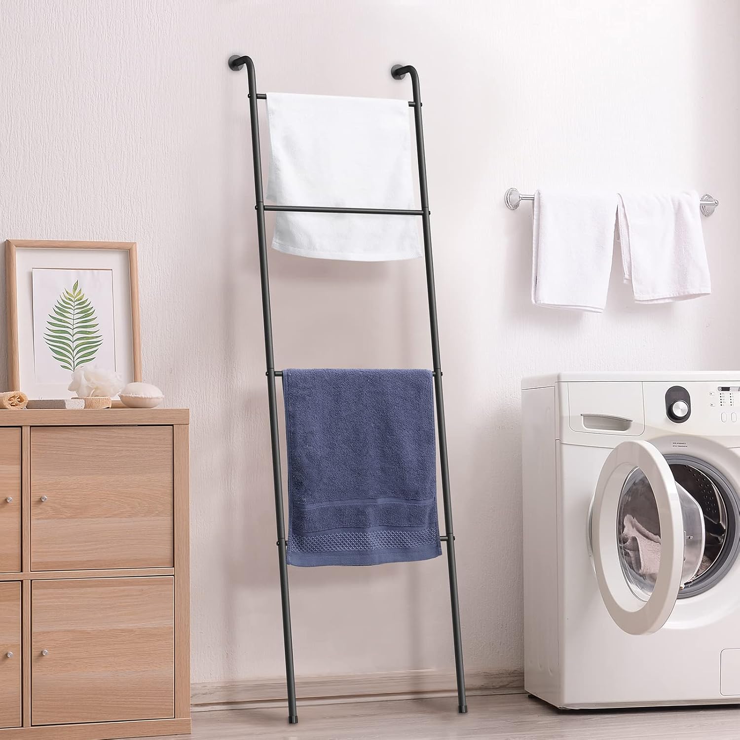 Toalheiro Escada de Metal Preto para Ambientes Externos e Internos 3