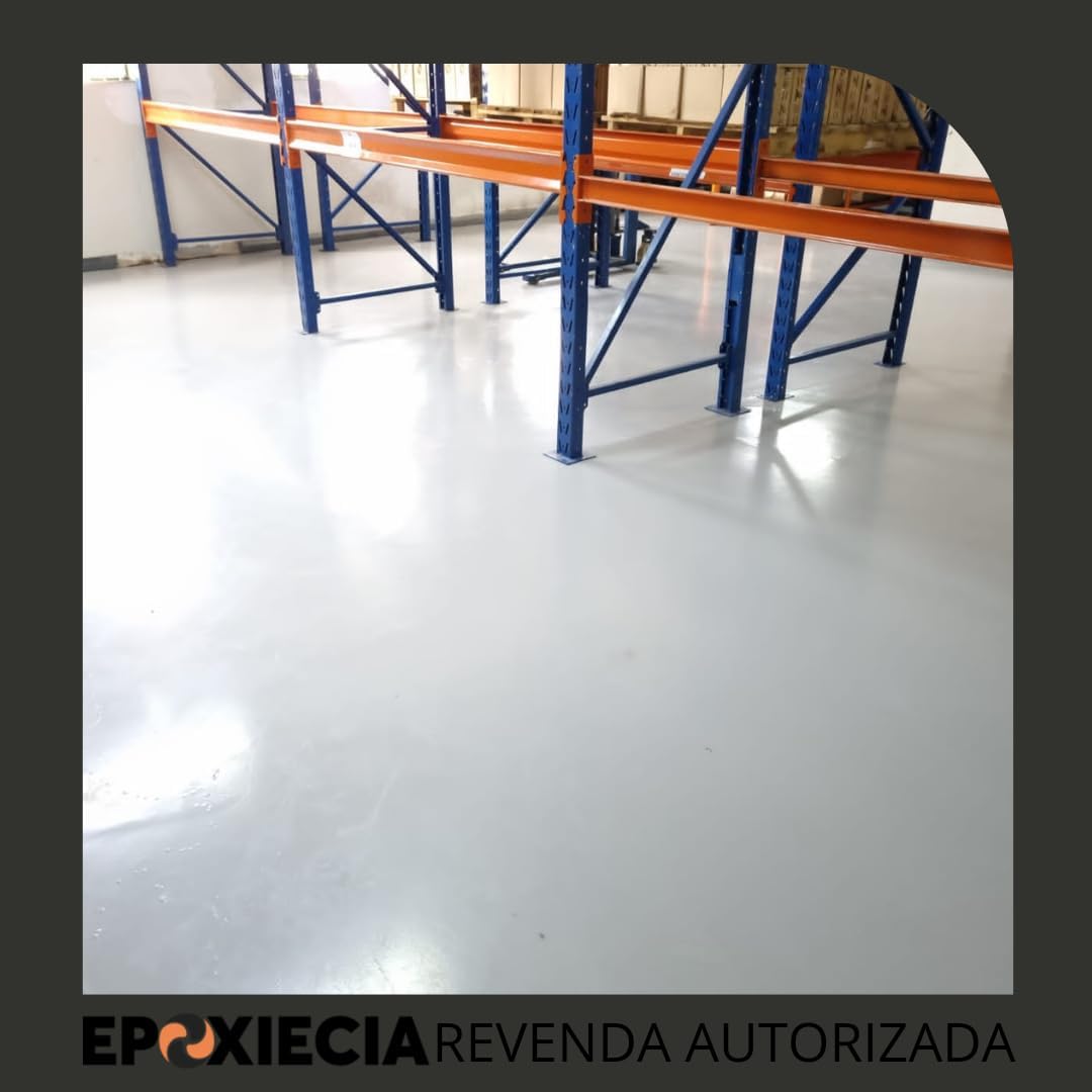Kit Tinta Epóxi Brilhante Eucatex Pro-Tech (2,7 L + 0,9 L) 4
