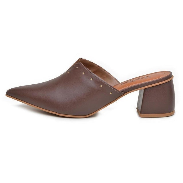 Mule Bico Fino com Tachas 3