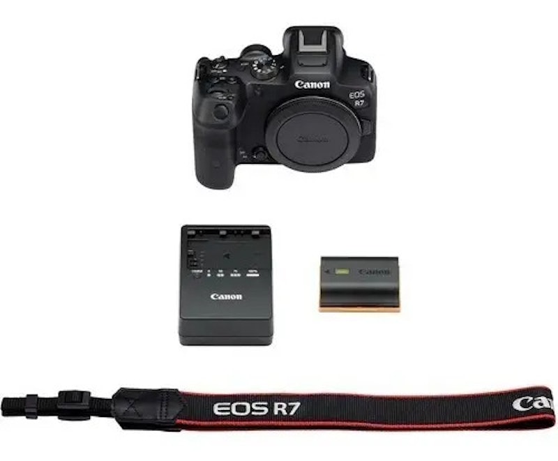 Canon EOS R7 5
