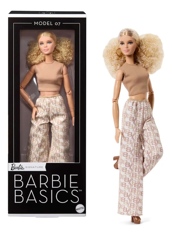 Barbie Signature Basics Saia Dourada 1