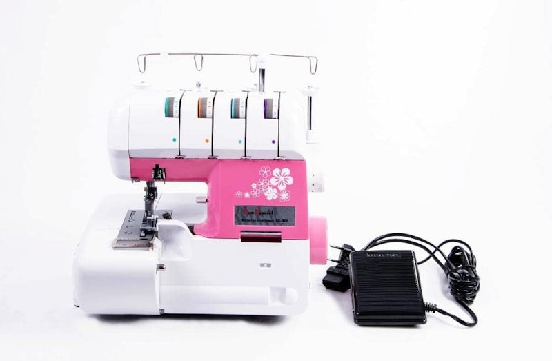 Máquina Overlock Doméstica Mecânica 1