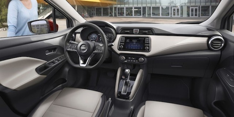 Nissan Versa Sedan 3
