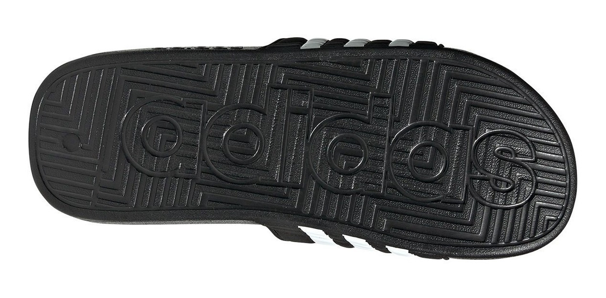 Chinelo Adissage 3