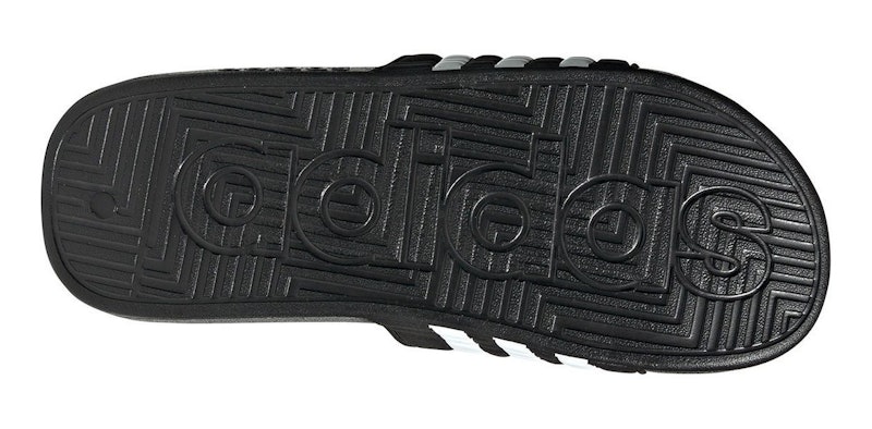Chinelo Adissage 3