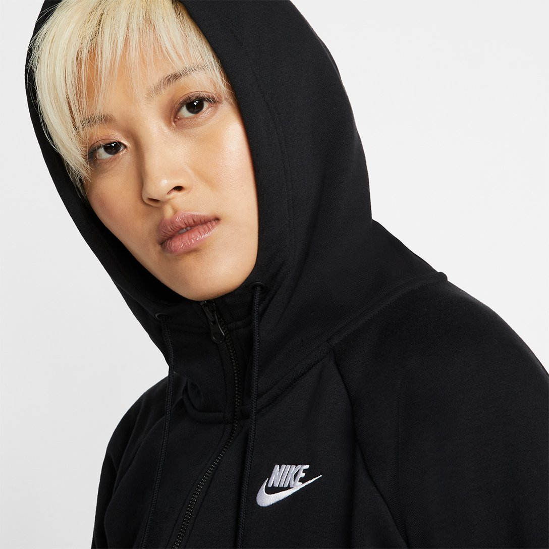 Jaqueta Nike Essential NSW com Capuz  4
