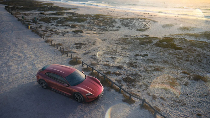 Carro Elétrico Porsche Taycan Turbo 2