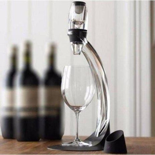 Aerador de Vinho com Torre Acrílica 2