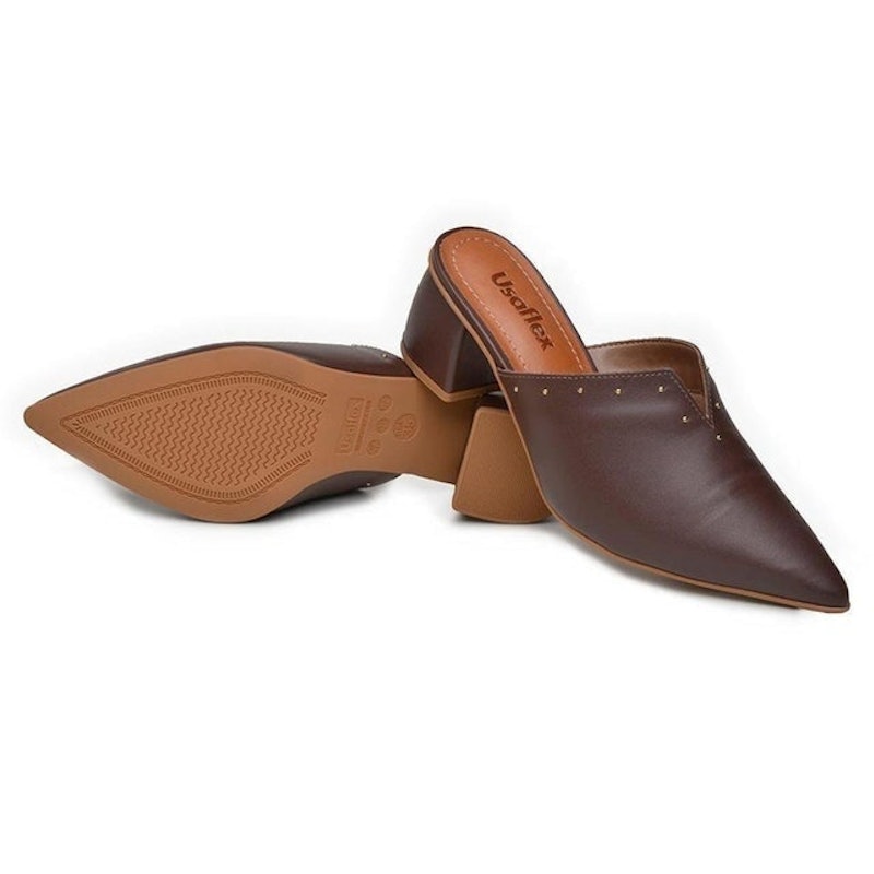 Mule Bico Fino com Tachas 2