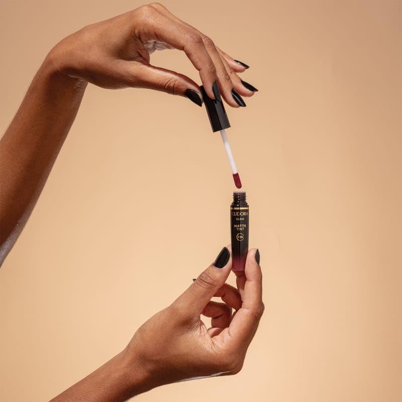 Batom Líquido Bordô Intenso Glam Matte Tint 2