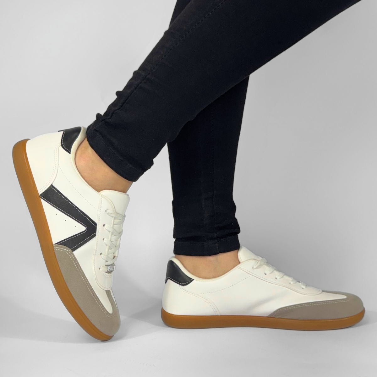 Tênis Casual Vizzano 2