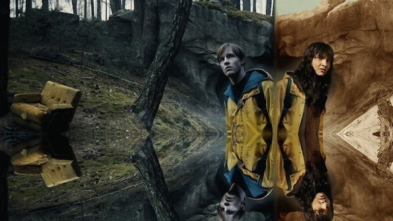 Dark (2017) 1