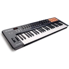 Teclado Controlador USB Oxygen 49 IV