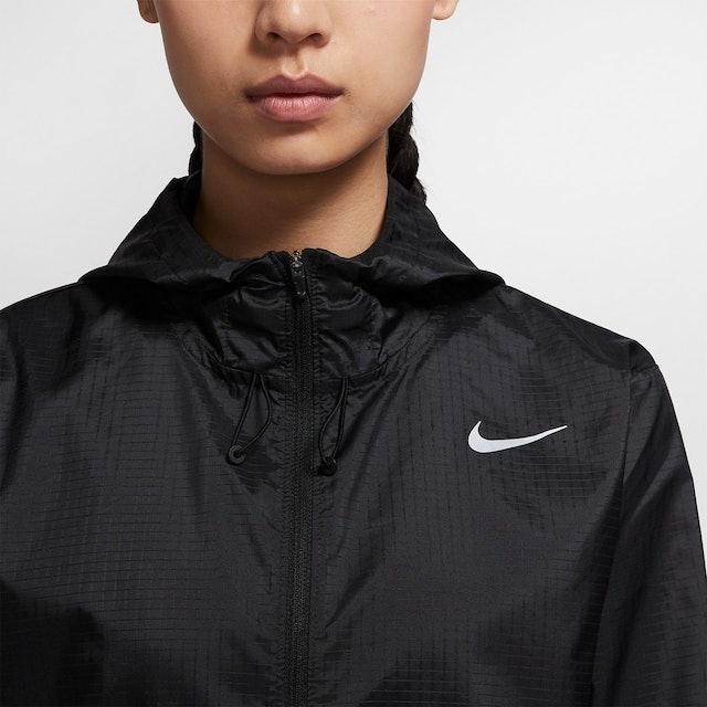 Jaqueta Corta-Vento Feminina Nike Essential 4