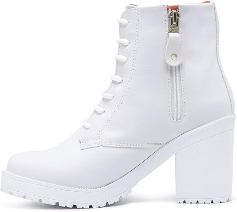 Bota Cano Curto Feminina Solado Tratorado 2