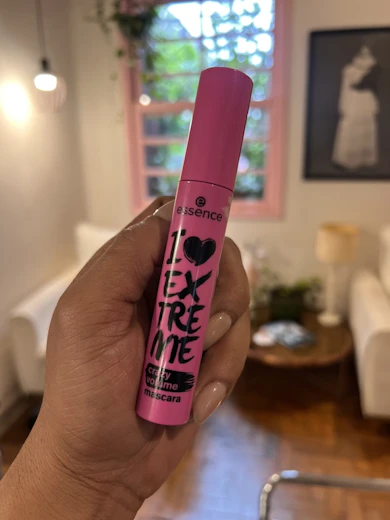 Volume Intenso e Cílios Encorpados