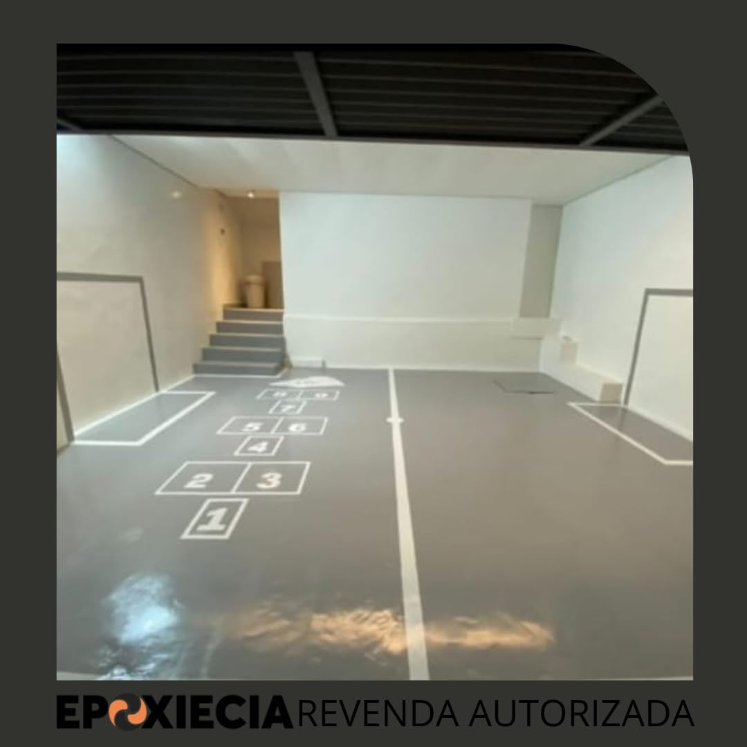 Kit Tinta Epóxi Brilhante Eucatex Pro-Tech (2,7 L + 0,9 L) 3