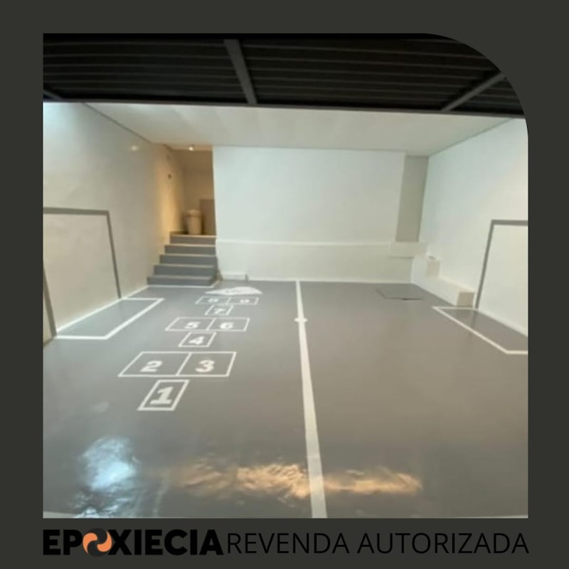 Kit Tinta Epóxi Brilhante Eucatex Pro-Tech (2,7 L + 0,9 L) 3