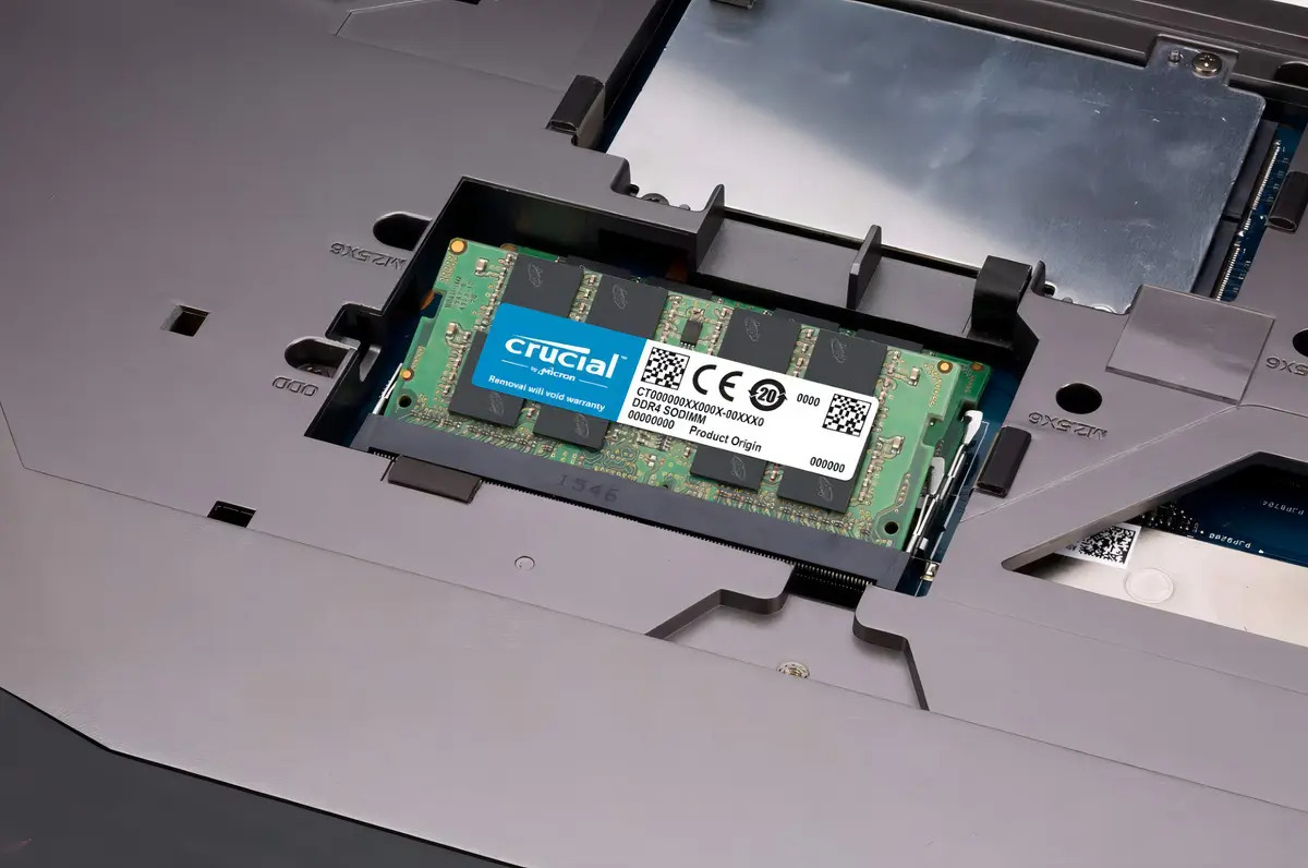 Crucial 8 GB DDR4-3200 SODIMM 4