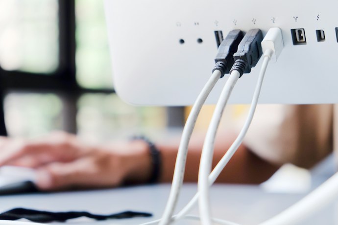 Verifique as Conexões Disponíveis para Maior Versatilidade no Uso