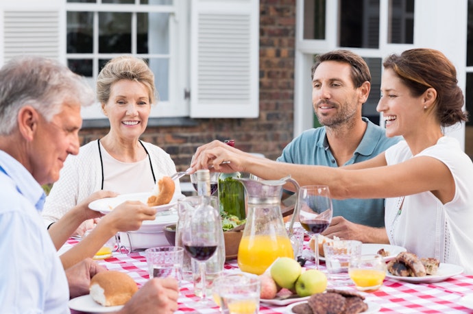 Para Famílias Maiores, Invista em um Faqueiro de 48 Peças ou Mais