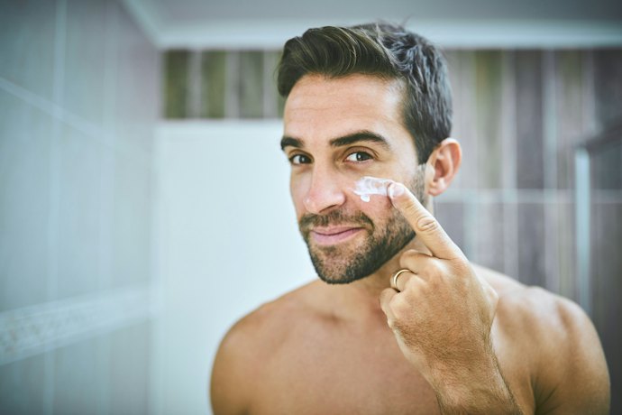 Se Tem a Pele Sensível, Priorize Hidratantes Hipoalergênicos e Dermatologicamente Testados
