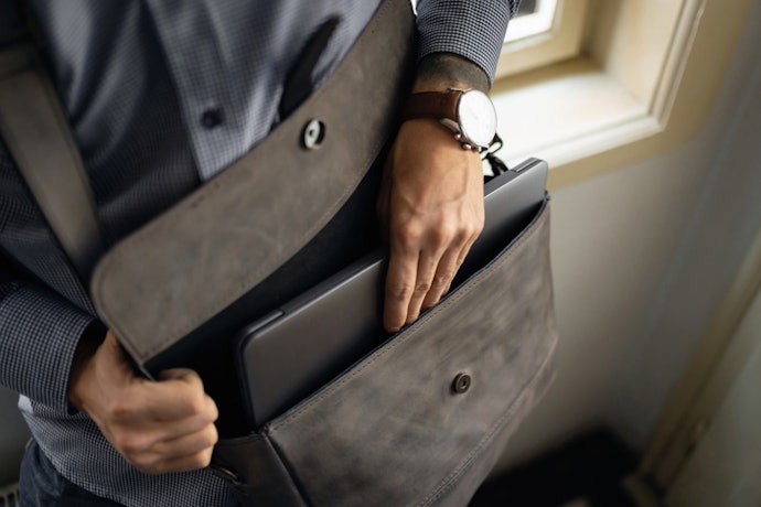 Se Busca Bolsa para Notebook 13 Polegadas, Prefira Modelos de 32 x 23 cm ou Mais