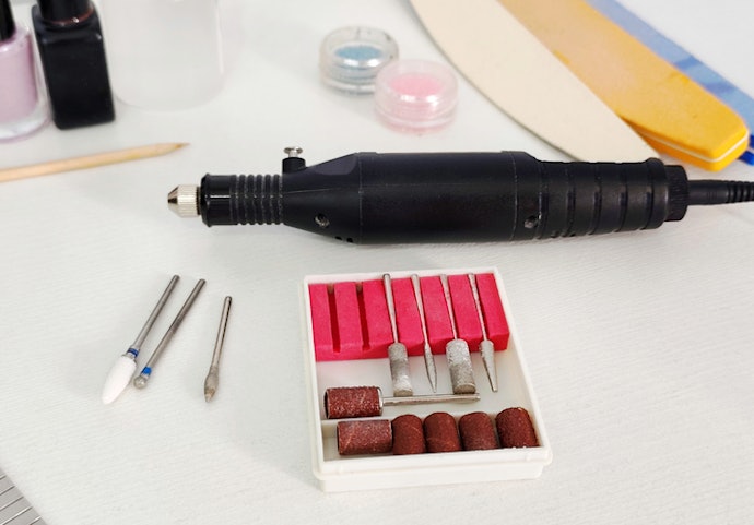 Para Usar em Unhas Mais Finas ou Mais Grossas, Prefira Um Modelo com Ajuste de Velocidade