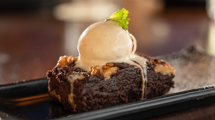 Opte por Bolos Especiais, como Brownie e Petit Gateau, para Servir como Sobremesa