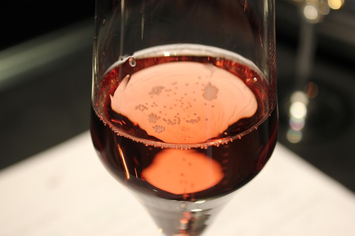 Escolha o Champagne Rosé com Base na Classificação