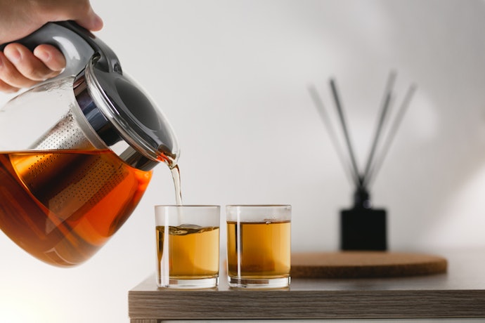 Se Não Quer Usar Filtros Separados para Preparar Chá, Escolha uma Chaleira de Vidro com Infusor