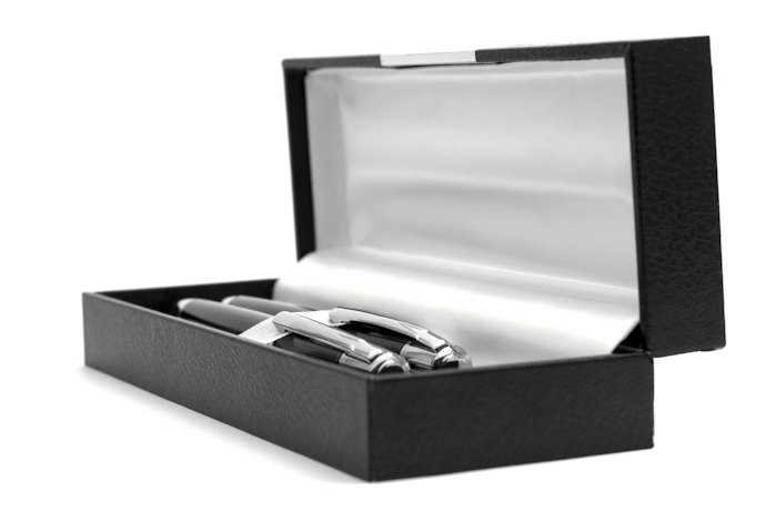 Para Presentear Alguém, Prefira uma Caneta com Embalagem Especial