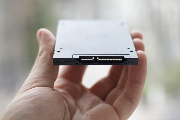 Verifique o Espaço e Armazenamento e Tipo de Hardware Utilizado