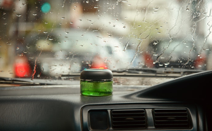 Anda com Diferentes Passageiros? Prefira Fragrância com Nome Conhecido, como Carro Novo