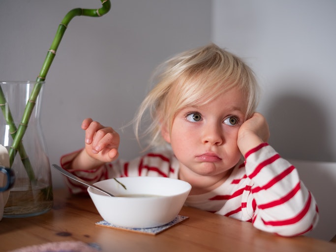 Se a Criança É Seletiva, Escolha Suplementos com Sabor Neutro ou Adocicado