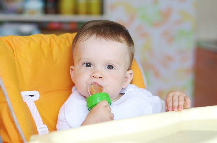 Selecione um Modelo Colorido para Estimular o Bebê