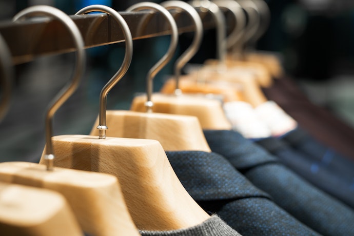 Madeira, Metal ou Plástico? Escolha um Material Resistente