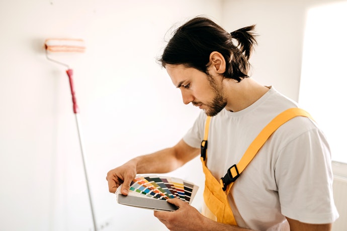 Pense no Tipo de Tinta para Escolher o Material do Rolo de Pintura