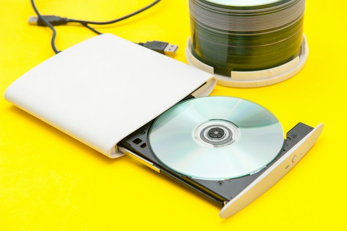 Gravadores de DVD que Também Gravam em CD-R São Versáteis