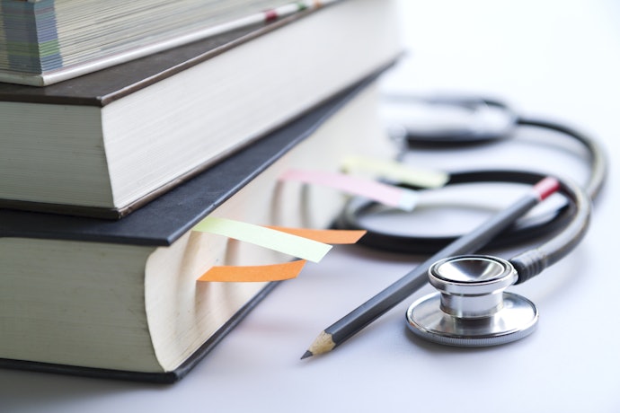 Observe a Quantidade de Páginas do Livro de Medicina