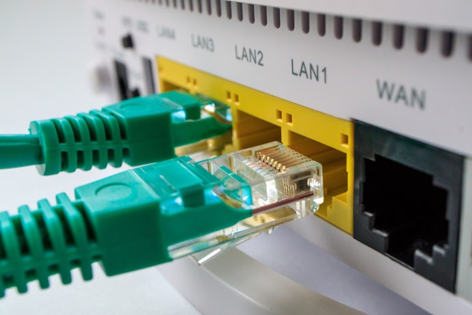 Portas de Conexão: Garanta Portas Gigabit para Conectar seu PC e Consoles via Cabo