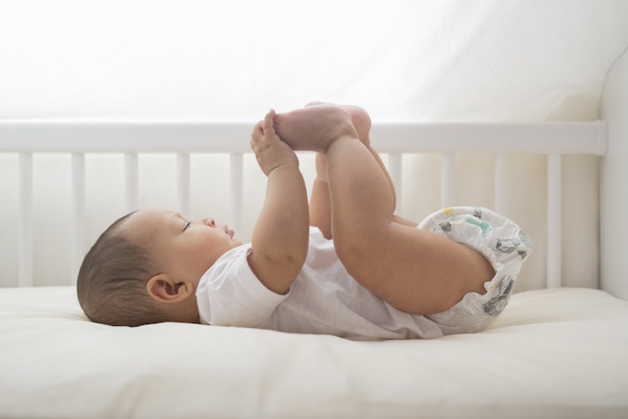 Cintura, Pernas e Orelhas Elásticas nas Fraldas Huggies Oferecem Maior Conforto