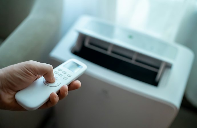 Quer Facilitar o Uso? Prefira um Aparelho de Ar-Condicionado Portátil com Timer e Controle