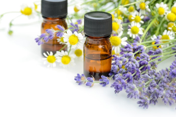 Se Quer Óleo Essencial para Bebê de Mais de 3 Meses Dormir, Escolha Óleo de Lavanda ou Camomila
