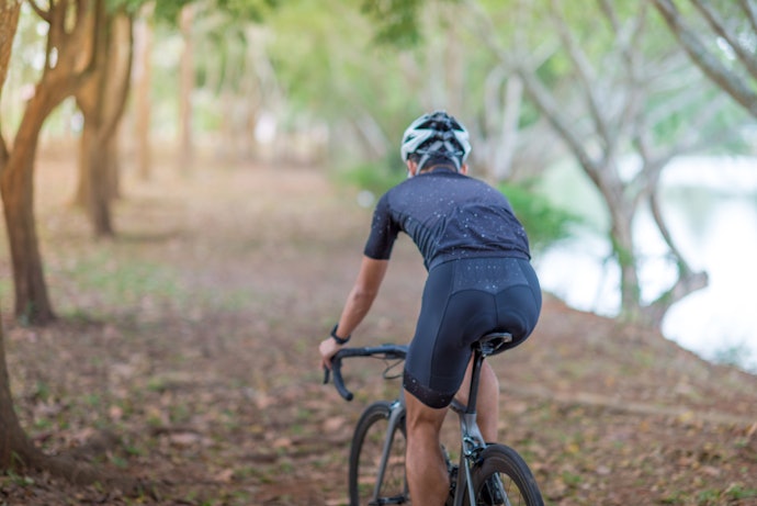 Forro de Espuma Absorve Bem os Impactos Durante as Pedaladas