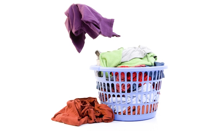 Cestos de Roupas com Tampa Deixam o Ambiente Mais Organizado