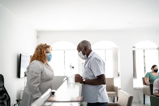 Escolha Planos com Boas Notas no IDSS e Avaliações Positivas de Pacientes