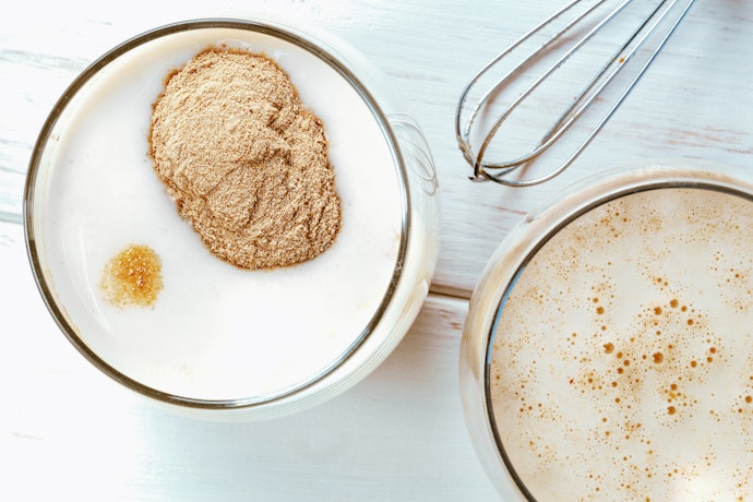 Levedura Nutricional em Pó ou Flocos? Escolha Conforme o Consumo