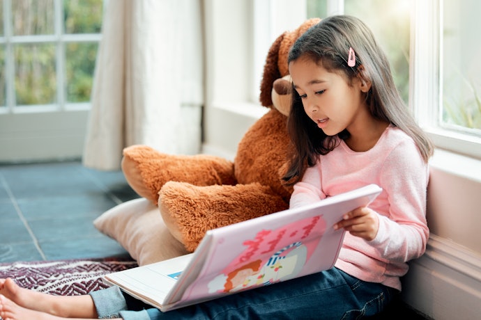 Livros de Aventuras ou Educativos São Uma Ótima Forma de Estimular o Pensamento