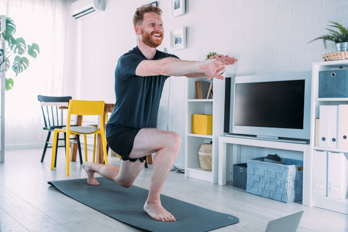 Para Exercícios e Atividades Intensas, Escolha um Tecido Elástico como Modal